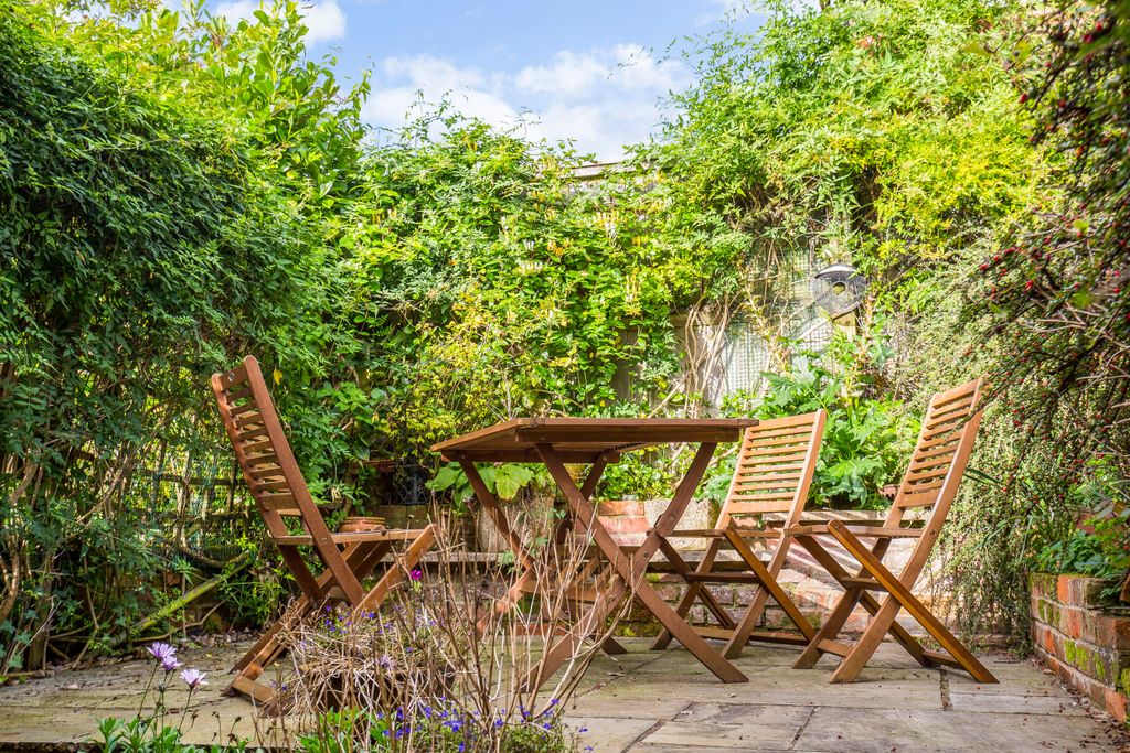 Property photo 3 of 14