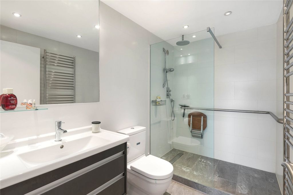 Property photo 2 of 8 Picture No. 03