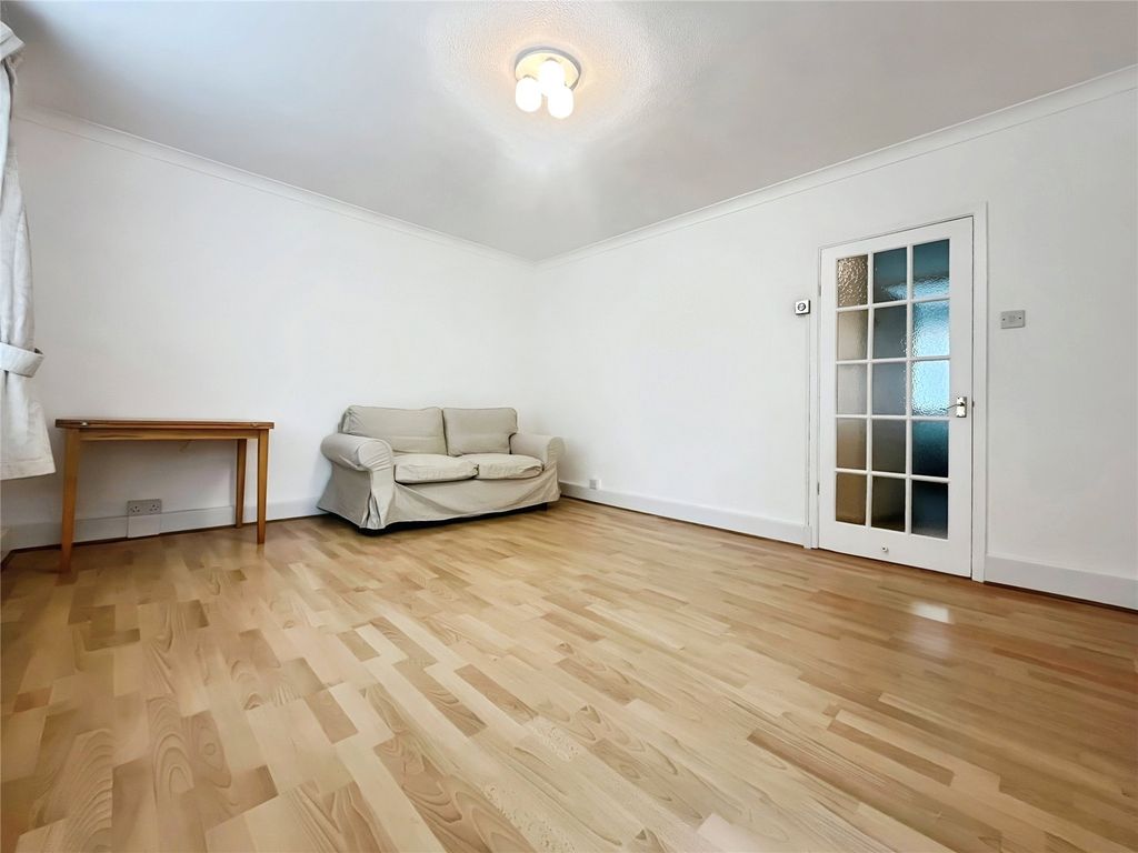 Property photo 1 of 11 Reception Room