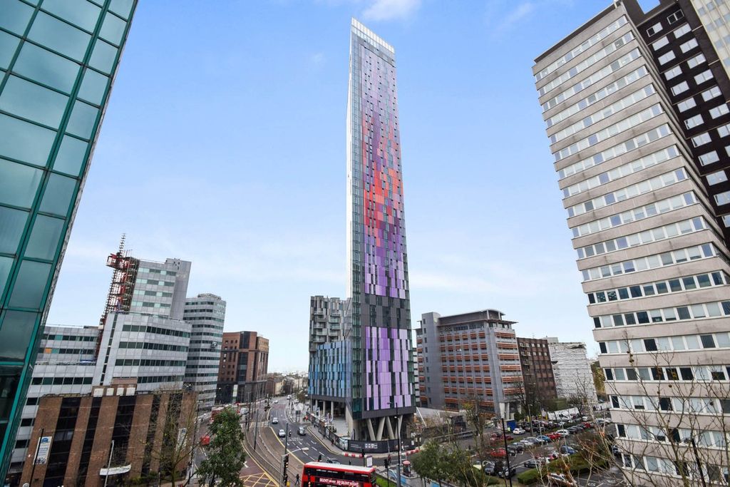 Property photo 1 of 15