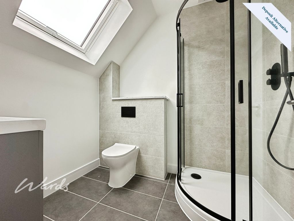 Property photo 3 of 14 En Suite