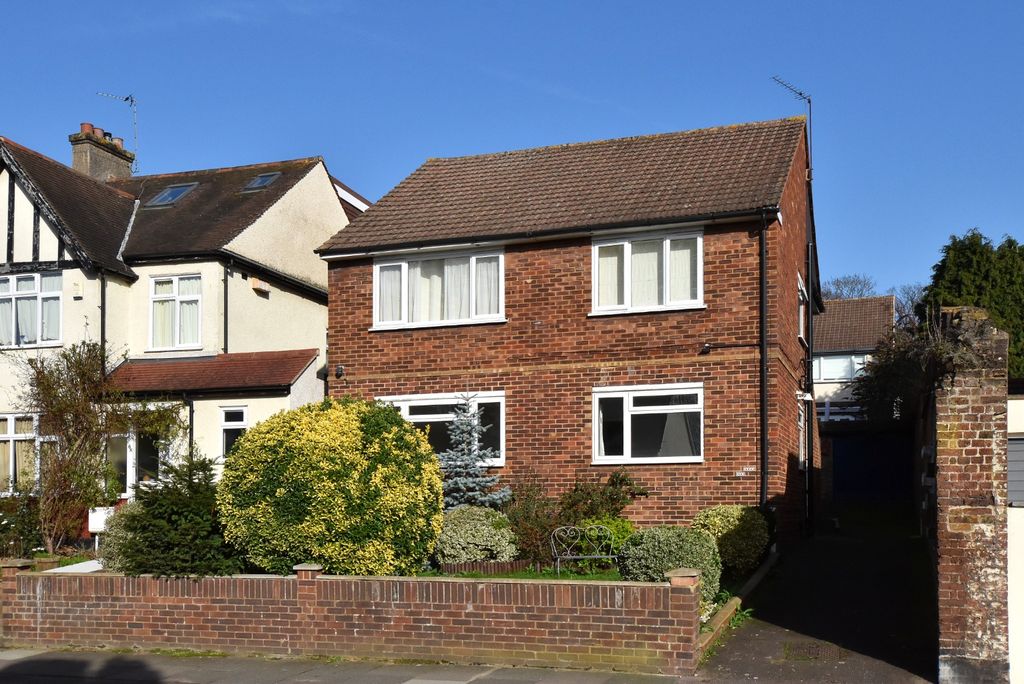 Property photo 1 of 8 5188650