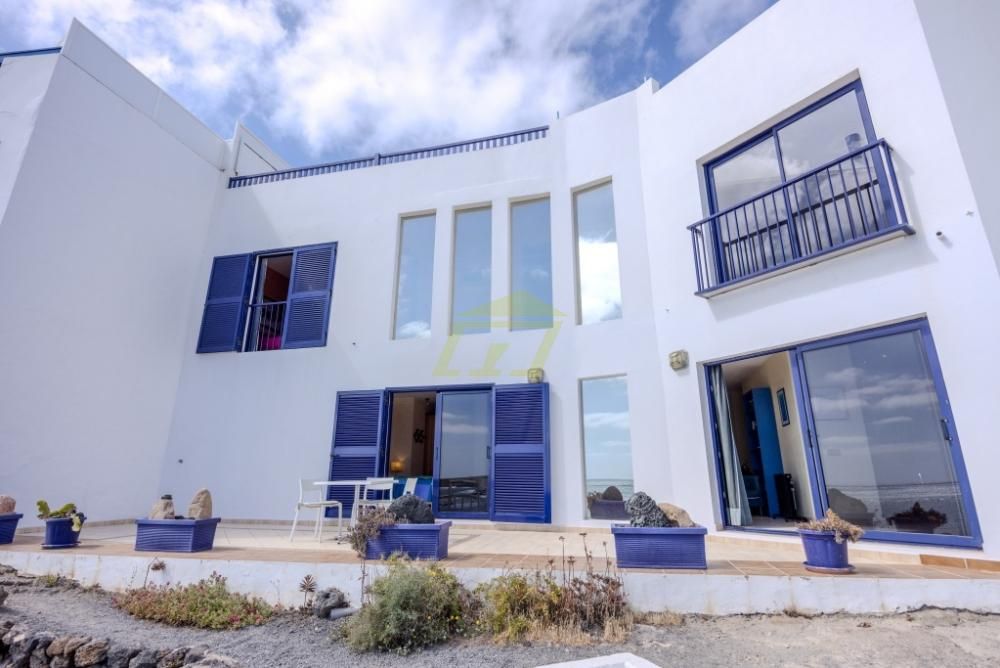 Property photo 3 of 28