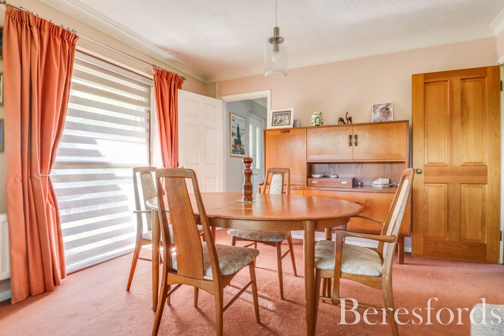 Property photo 3 of 19 Picture 3