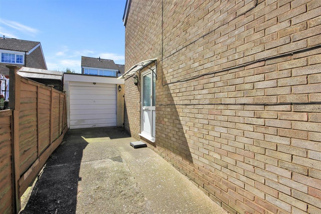 Property photo 2 of 16 Img_1180.Jpg