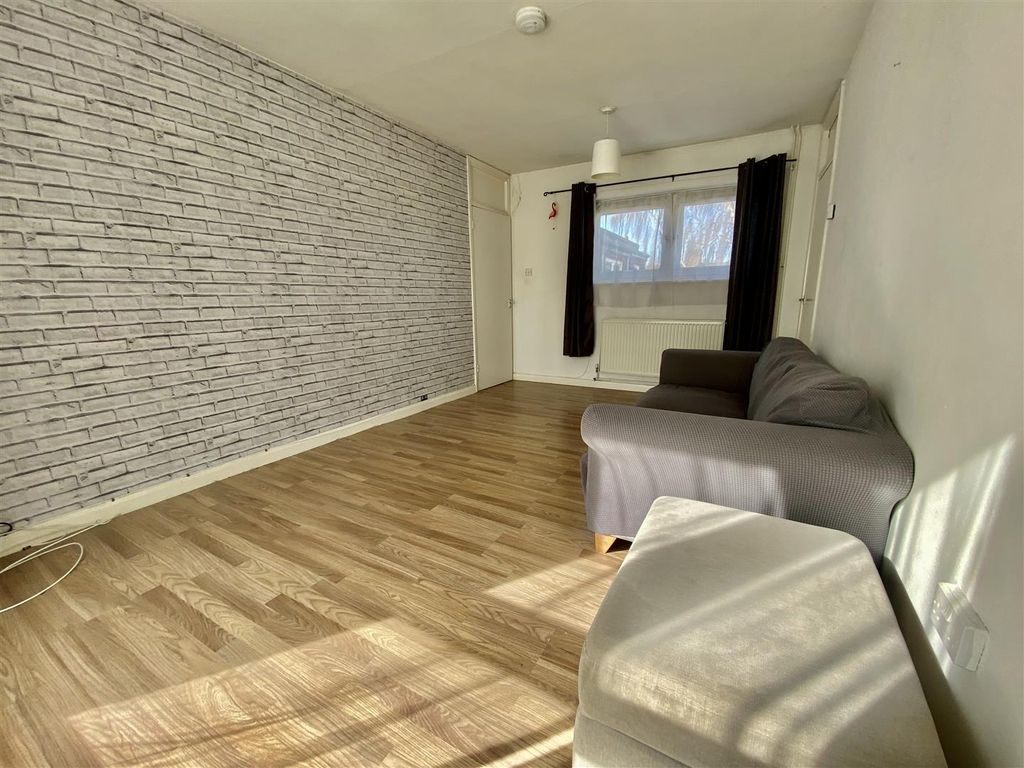 Property photo 3 of 9 Img_9940.Jpg