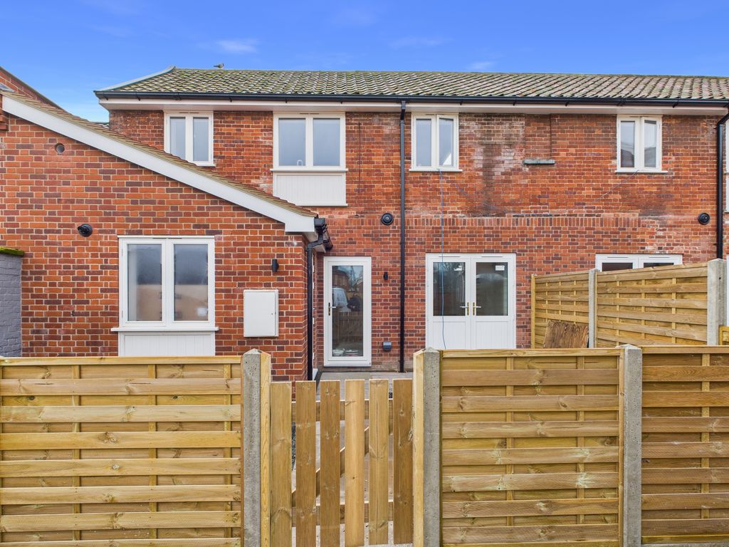 Property photo 2 of 6 Front.Jpg