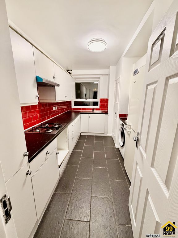 Property photo 1 of 10 Photo 0