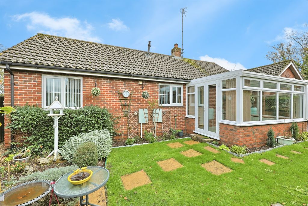 Property photo 2 of 17