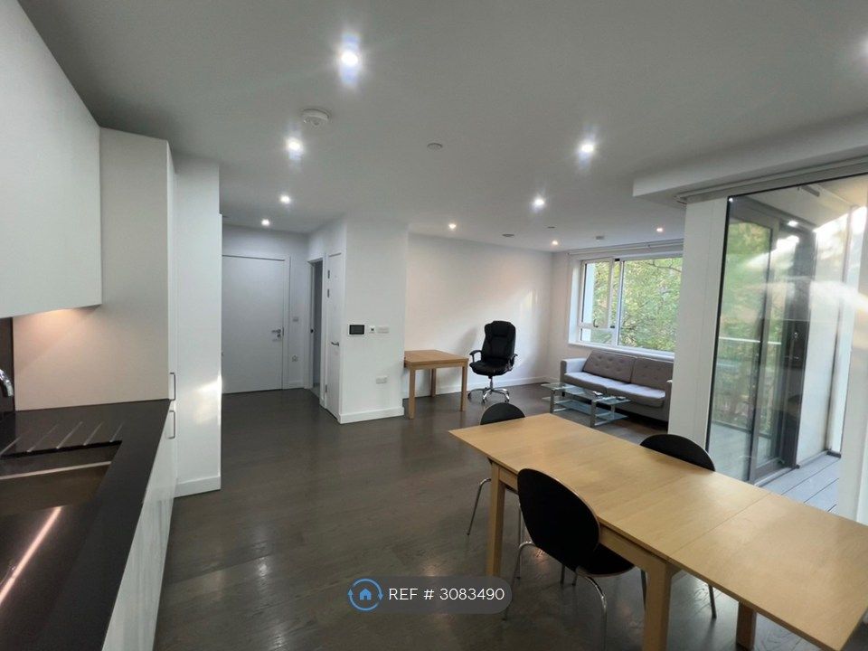 Property photo 3 of 6