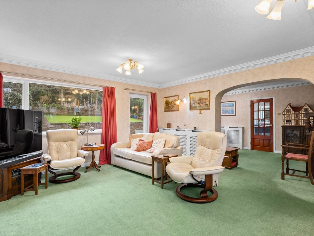 Property photo 2 of 38