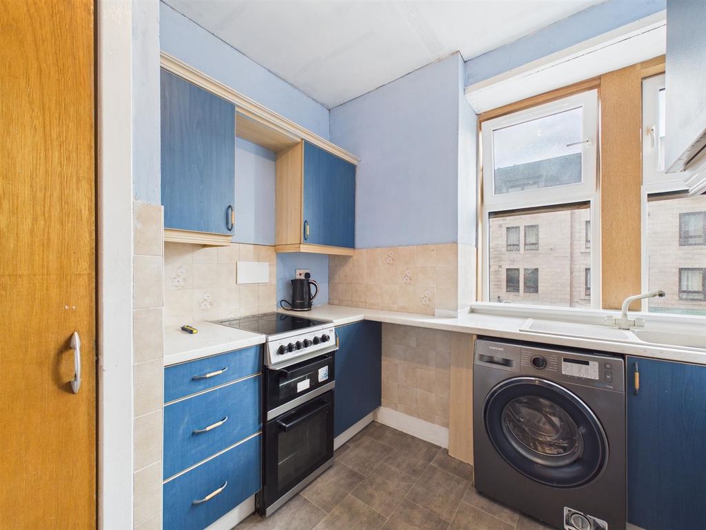 Property photo 1 of 9 Cam01486G0-Pr1038-Still001.Jpg