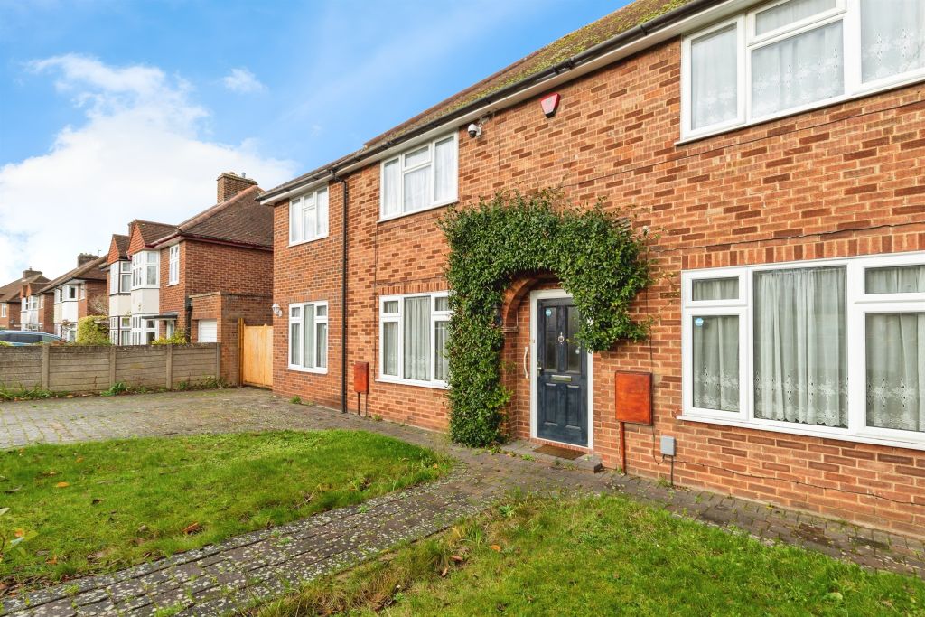 Additional image 18 of 5 bed semi-detached house for saleRedhoods Way East, Letchworth Garden City SG6
