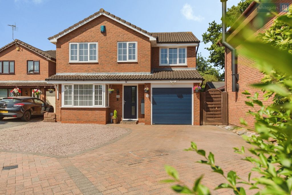 Property photo 1 of 23 Pbox-Img.Jpg