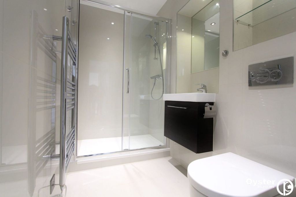 Property photo 3 of 3