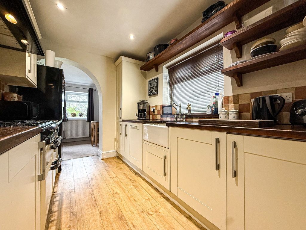 Property photo 3 of 19 5009587