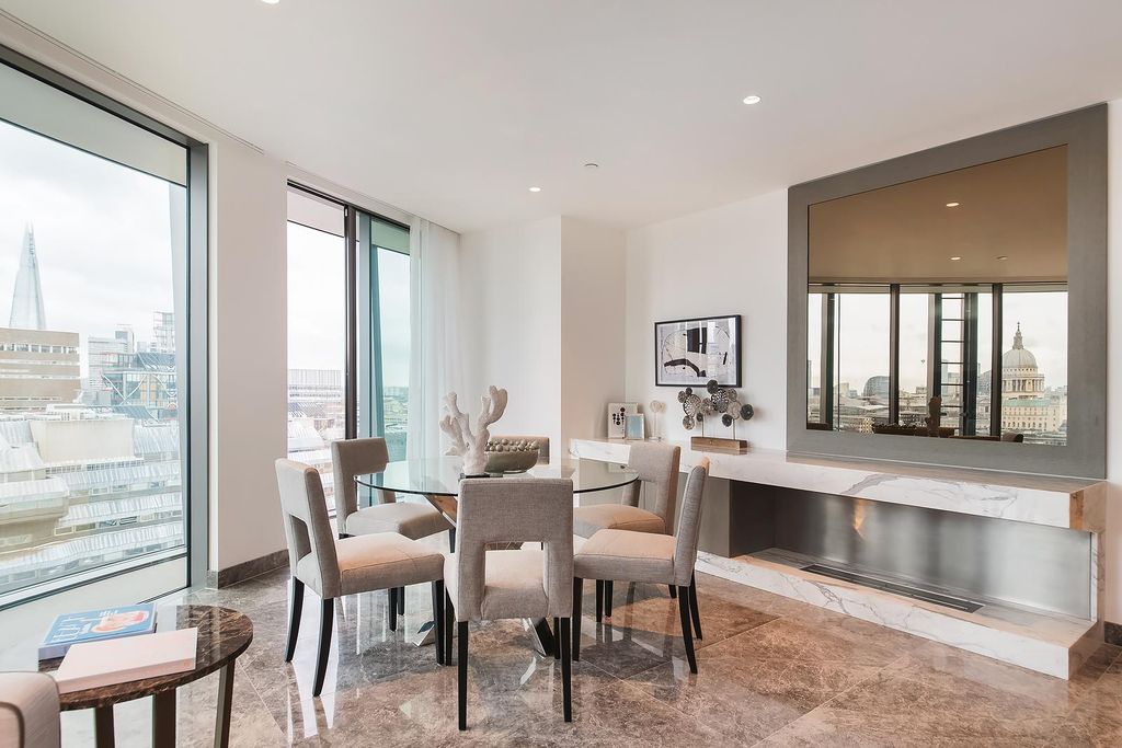 Property photo 2 of 12 Image