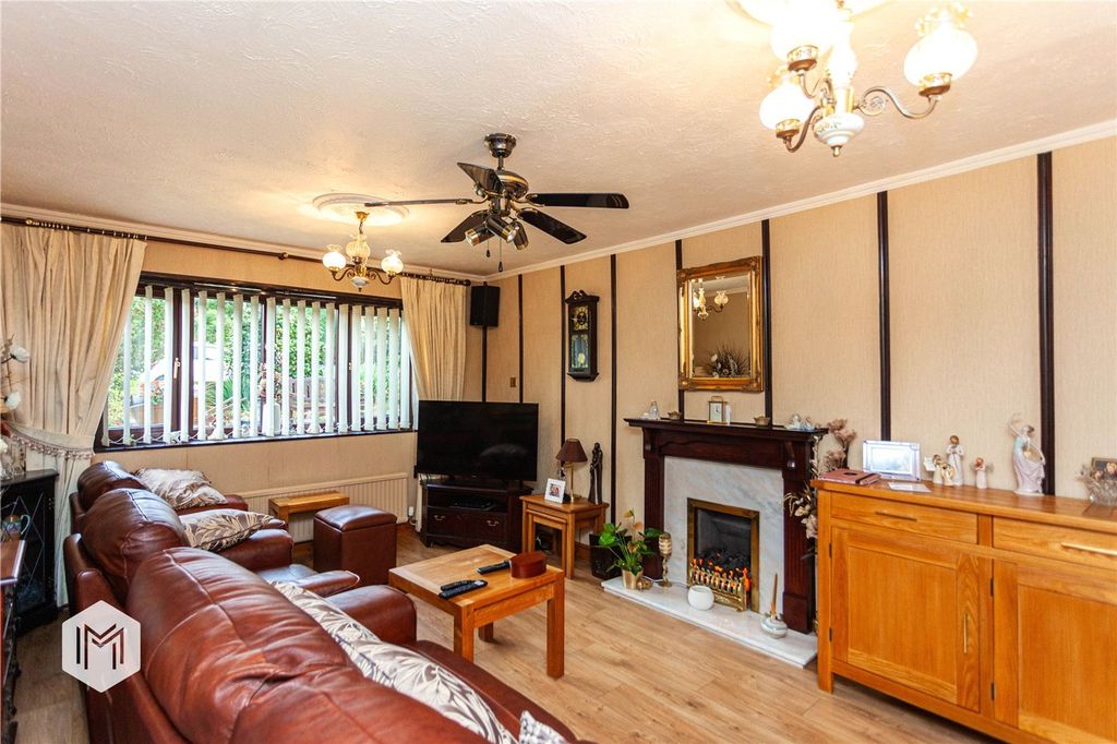 Property photo 2 of 25 Picture No. 11