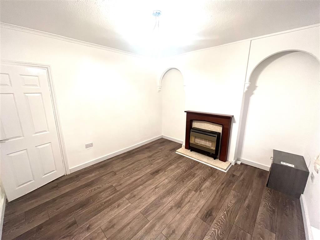 Property photo 3 of 7 Image