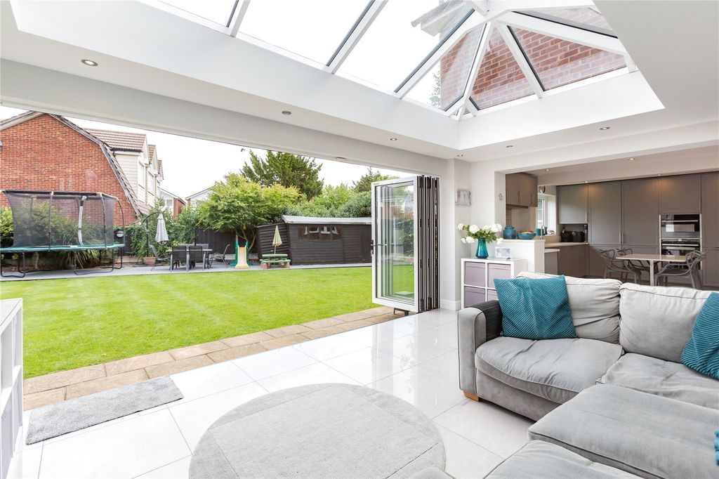 Property photo 2 of 20 Picture No. 02