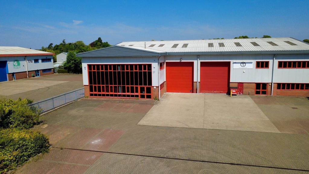 Property photo 1 of 8 Dji_Fly_20250429_124514_106_1745927460114_Photo_Optimized.Jpeg