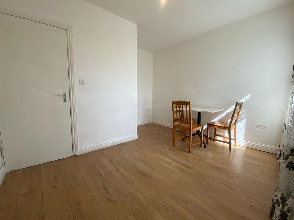 Property photo 3 of 6 Whatsapp Image 2025-03-31 At 11.02.29 (1).Jpeg