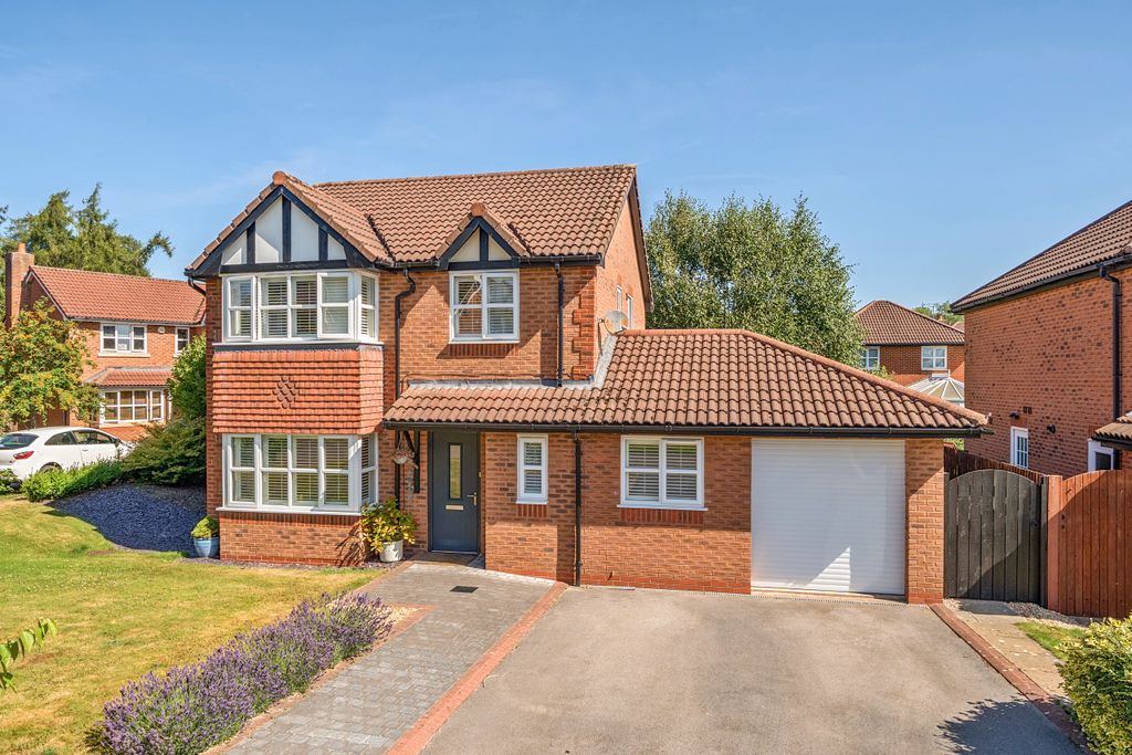 Property photo 1 of 26 1320981-1-6870d9ba8129E