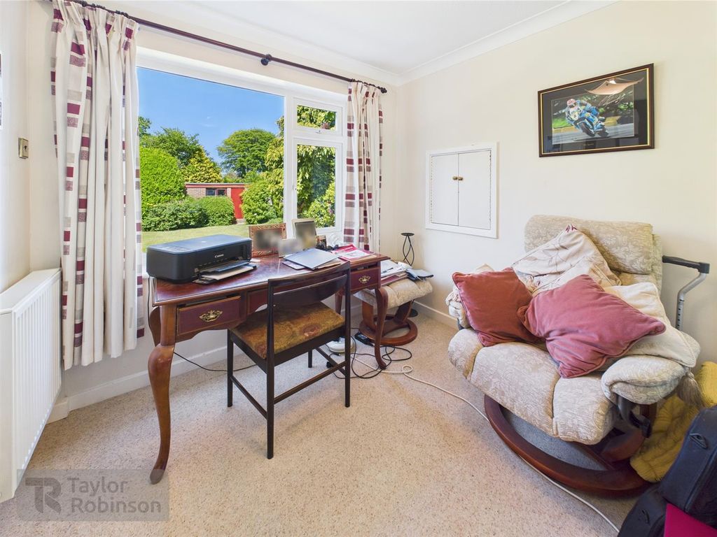 Additional image 7 of 5 bed detached house for saleMount Close, Pound Hill, Crawley RH10