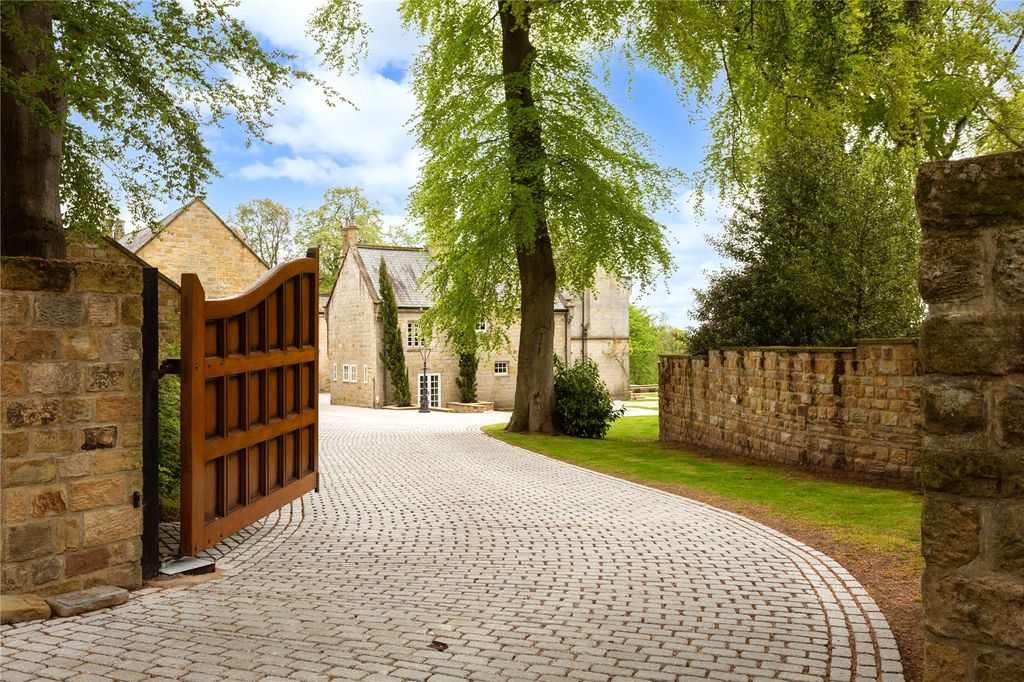 Additional image 19 of 7 bed detached house for saleLing Lane, Scarcroft, Leeds LS14