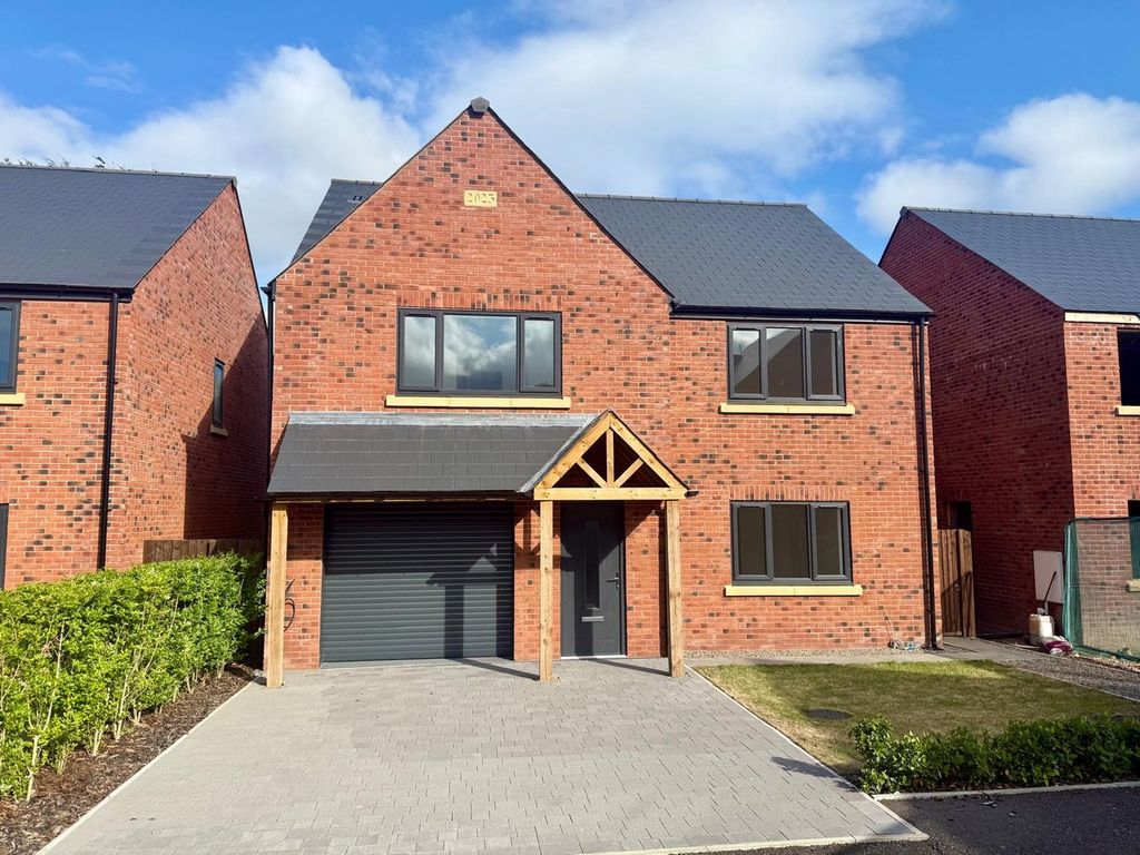 Property photo 1 of 32