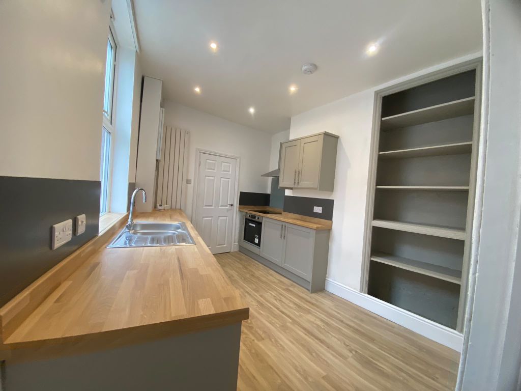 Property photo 3 of 16