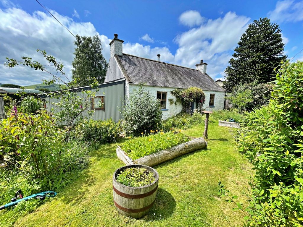 Property photo 1 of 29