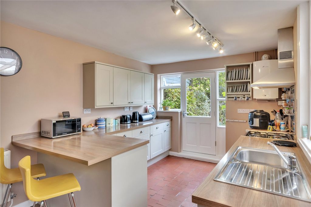 Property photo 2 of 15 Picture No. 05