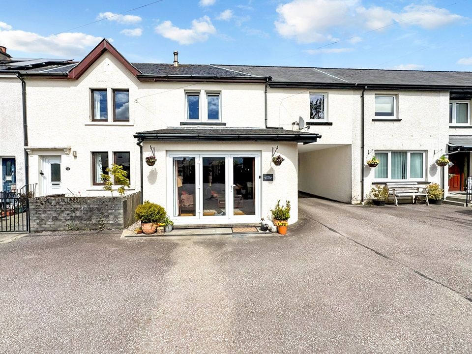 Property photo 2 of 26