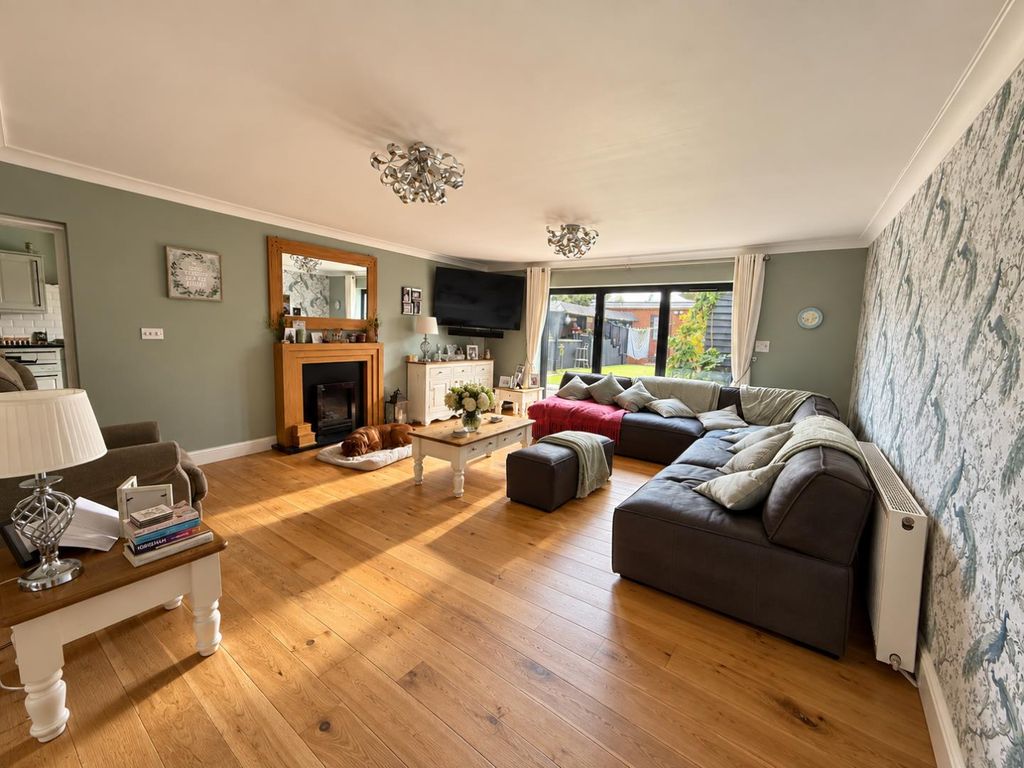Property photo 3 of 24 88.Png