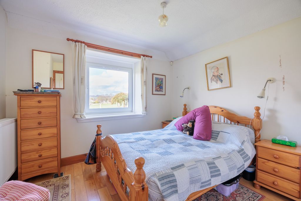 Property photo 1 of 44