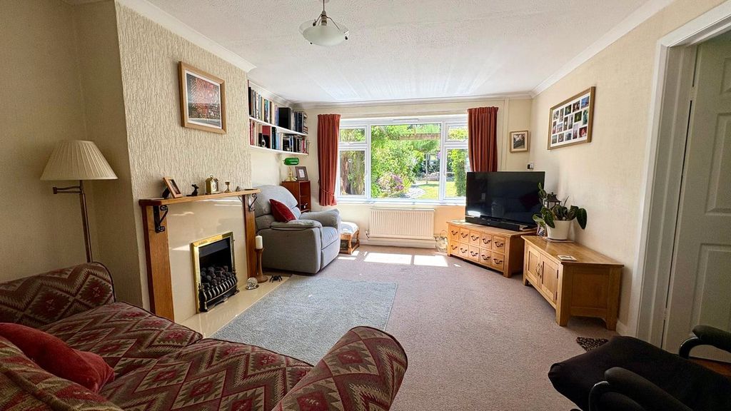 Property photo 3 of 18 Picture No. 22