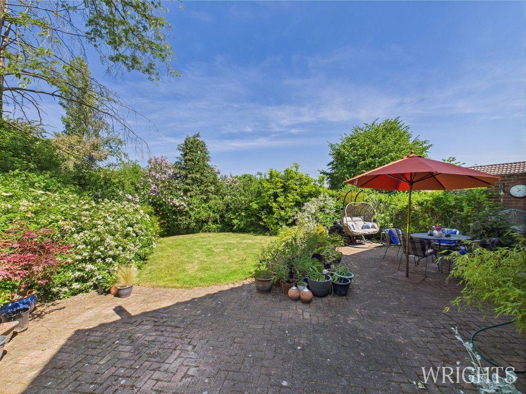 Property photo 3 of 31
