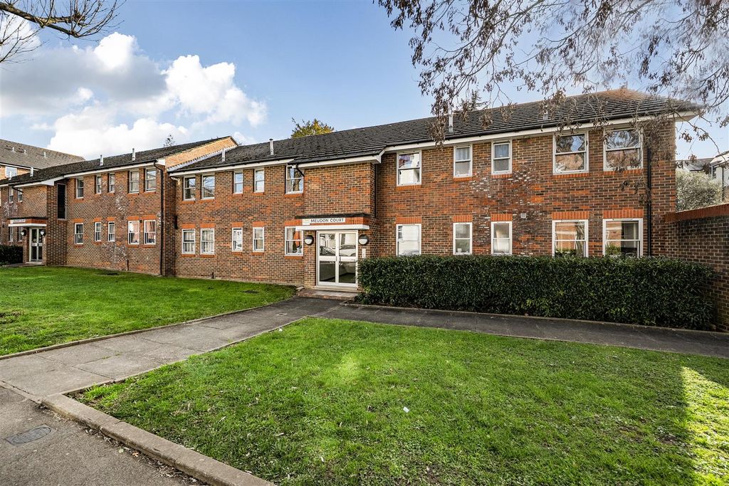 Property photo 1 of 12 1424447-11-69A9d2Aa40Cb4.Jpg