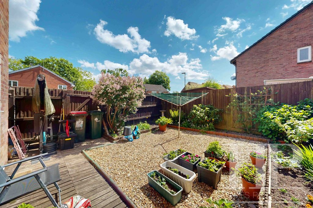 Property photo 2 of 14