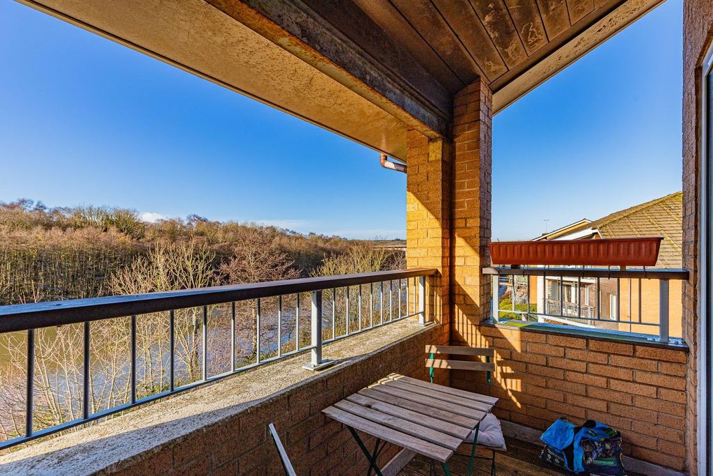 Property photo 3 of 22 Balcony