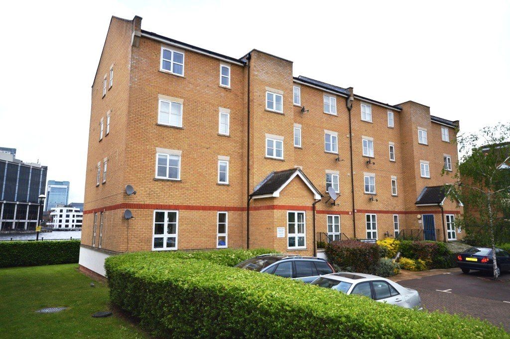 Property photo 1 of 13 2 Double Bedroom Apartment To Rent