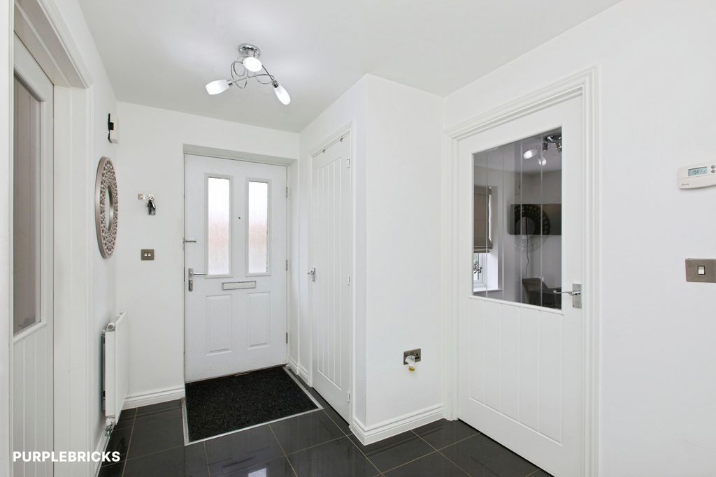 Property photo 3 of 22