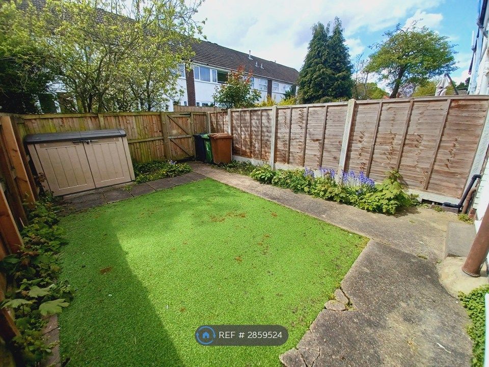 Property photo 2 of 8