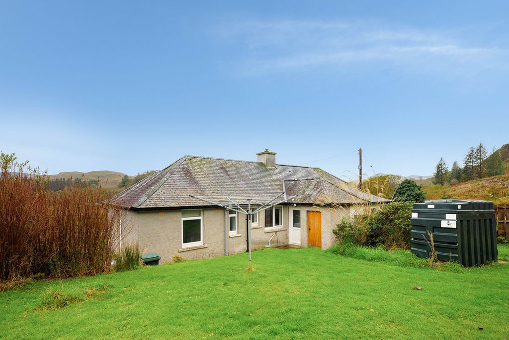 Property photo 3 of 21