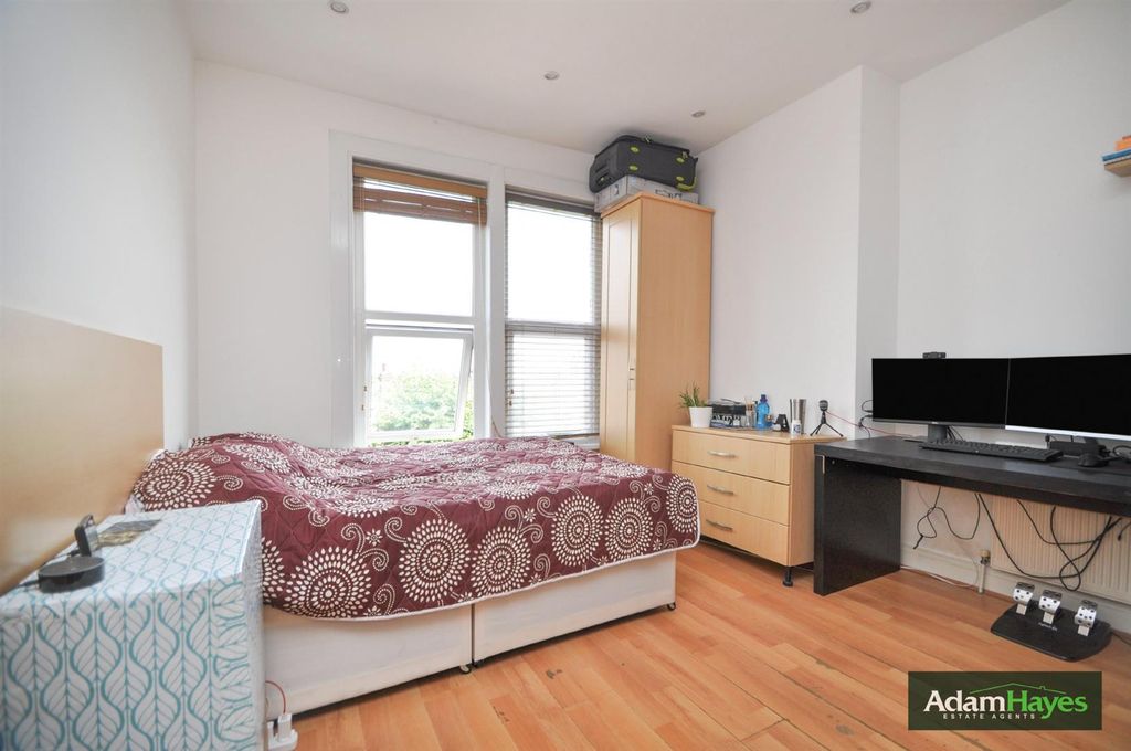 Property photo 1 of 4