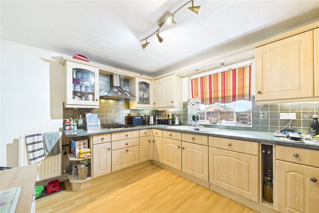 Property photo 3 of 9 Picture No. 11