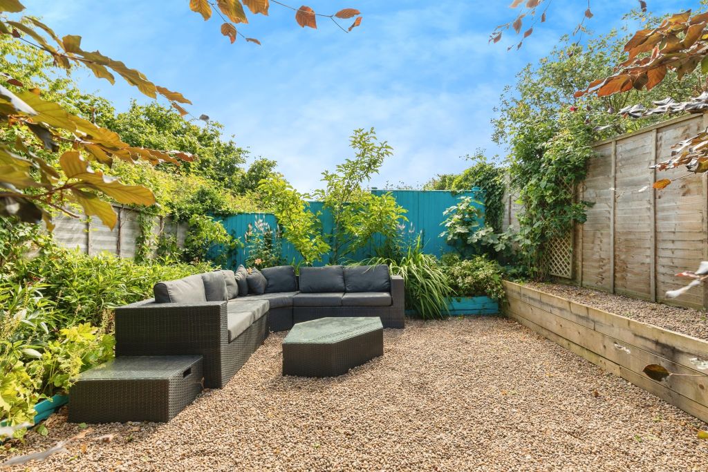 Property photo 2 of 19