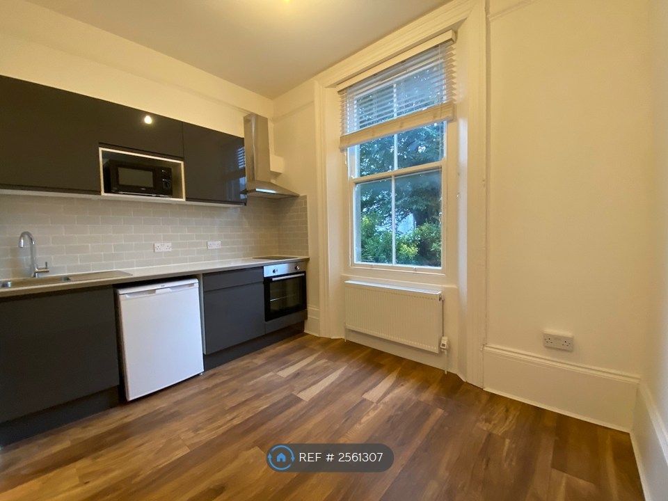 Property photo 1 of 4