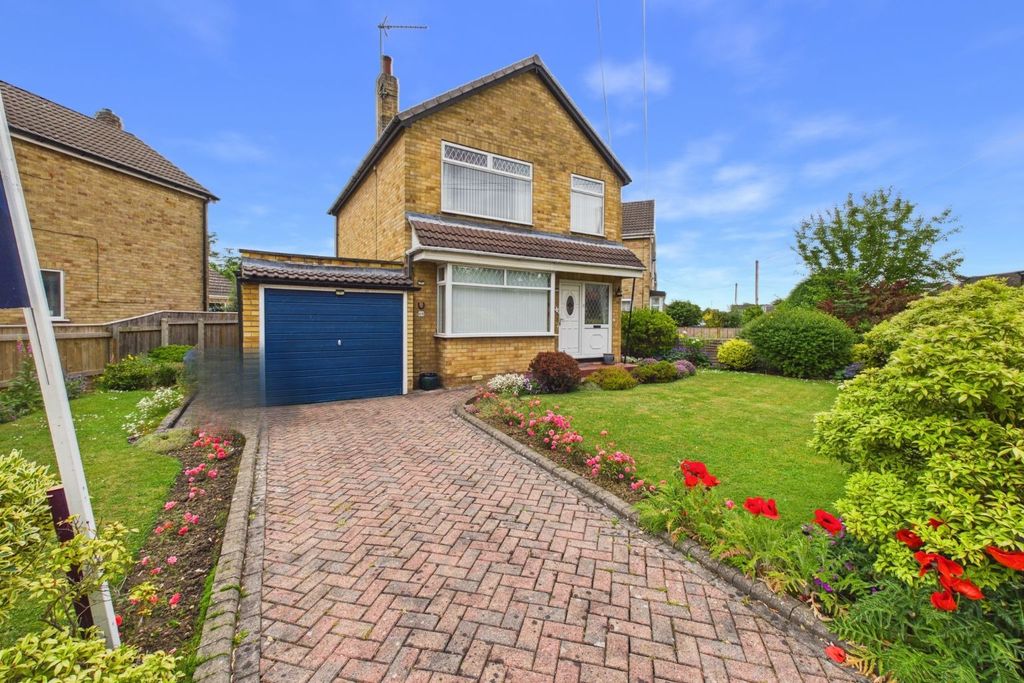 Property photo 1 of 15 5086813